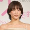 「で、デカすぎる！」綾瀬はるかがユニクロ新CMで披露する“完成形”圧巻ボディ